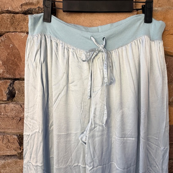 PJ Harlow Medium Blue Pajama Set Supima Cotton Modal Ribbed Top & Satin Pants - Picture 6 of 14